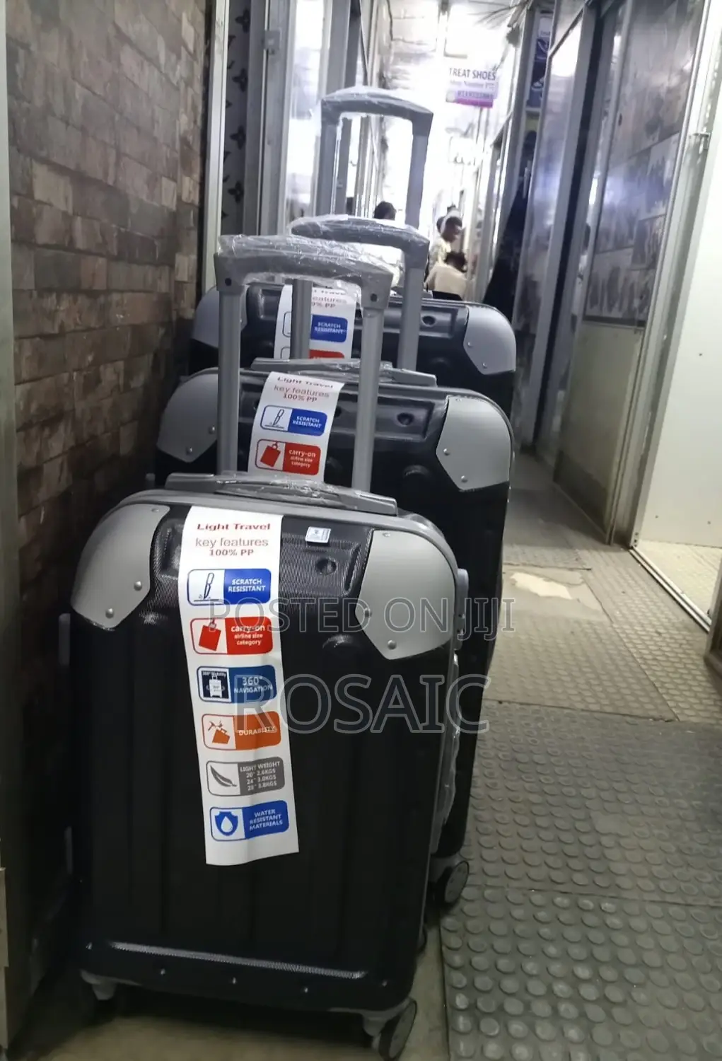 Suitcases, Suitcase!