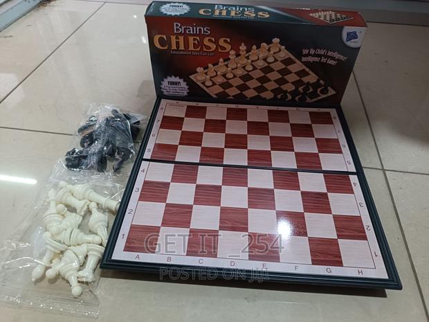 Magnetic Chess Board - thumbnail 3