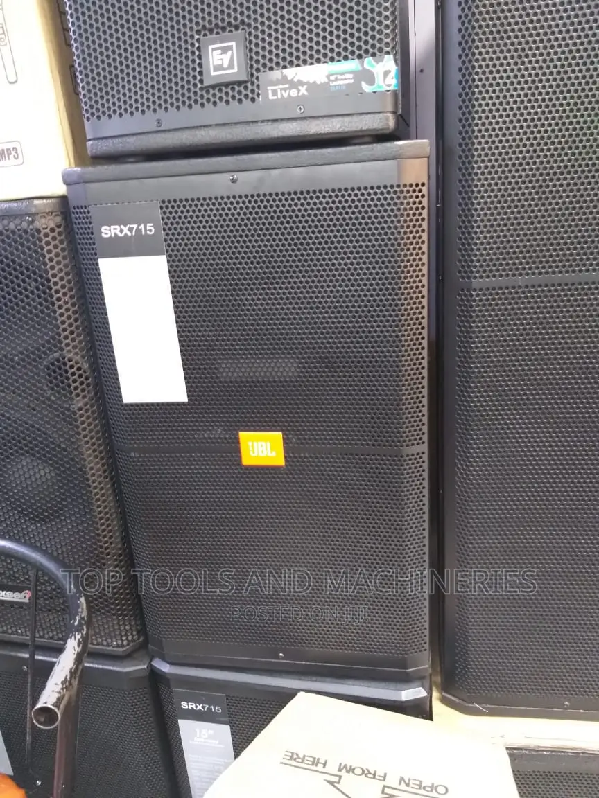 JBL Srx715 Midrange/Midbass Speaker.