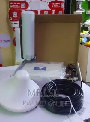 Signal Booster GSM Tri Band Cell Mobile Phone