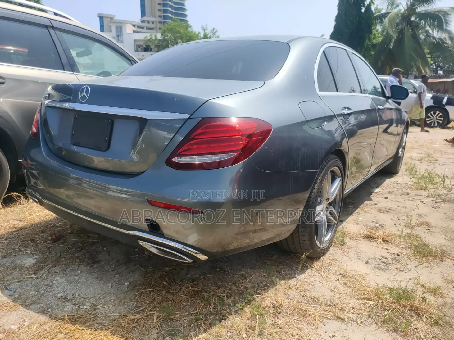 Mercedes-Benz E200 2017 Silver