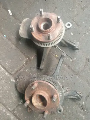 Suzuki Swift 2012 Front Wheel Hub