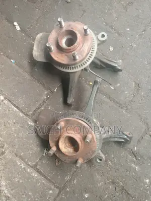 Suzuki Swift 2012 Front Wheel Hub