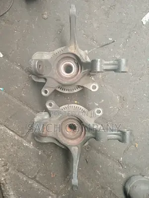 Suzuki Swift 2012 Front Wheel Hub