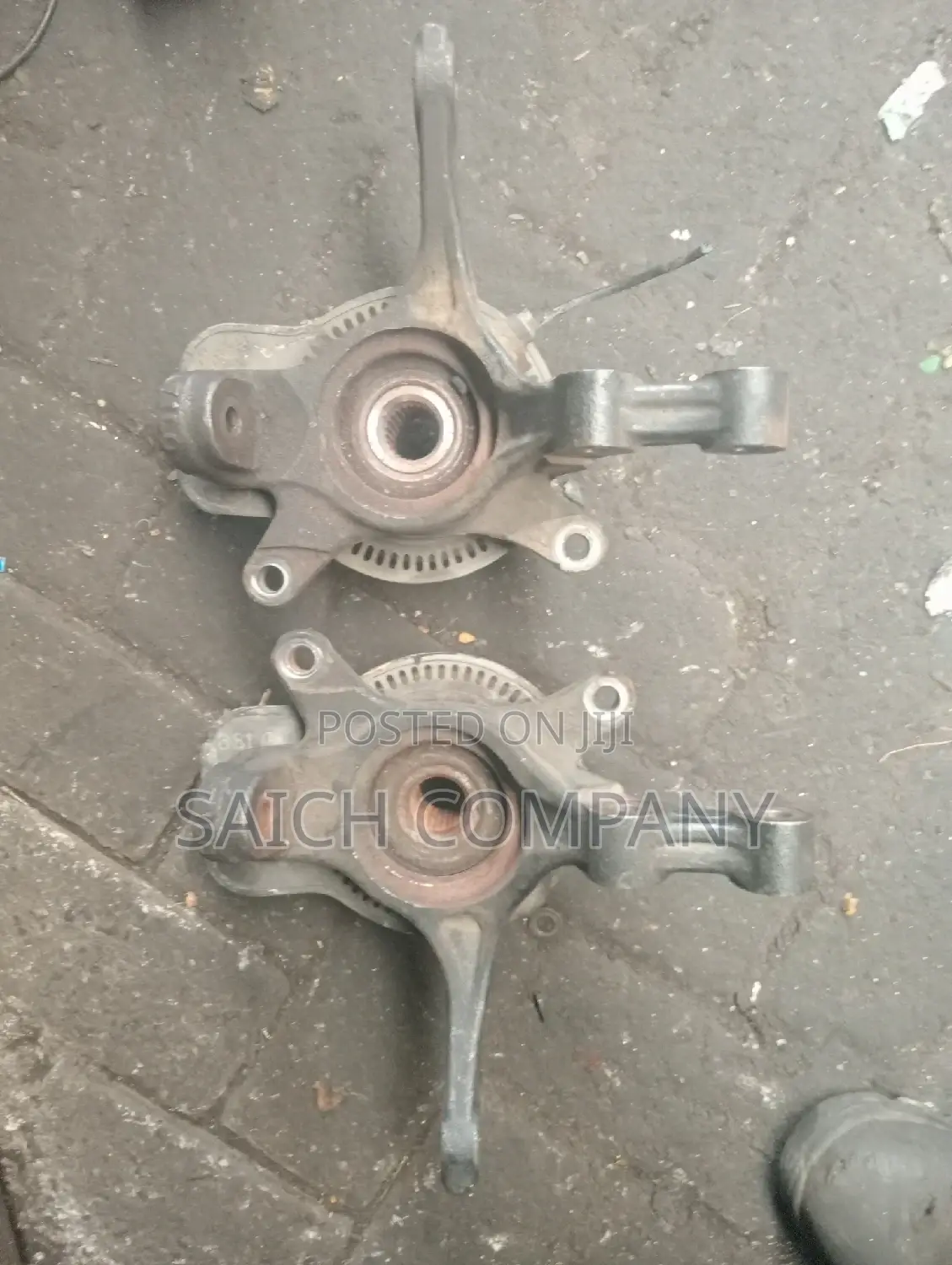 Suzuki Swift 2012 Front Wheel Hub