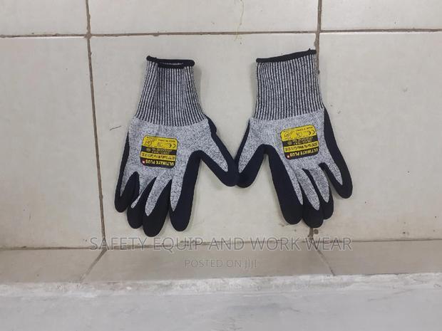 Buy Cut Resistant Gloves For Industrial Use - main view