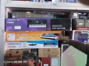 PSR- E273 Piano - thumbnail 2