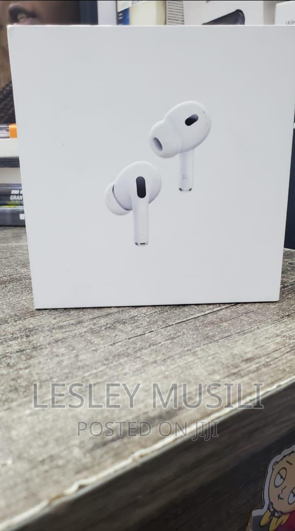 Apple Airpods Pro 2nd Generation White - thumbnail 2