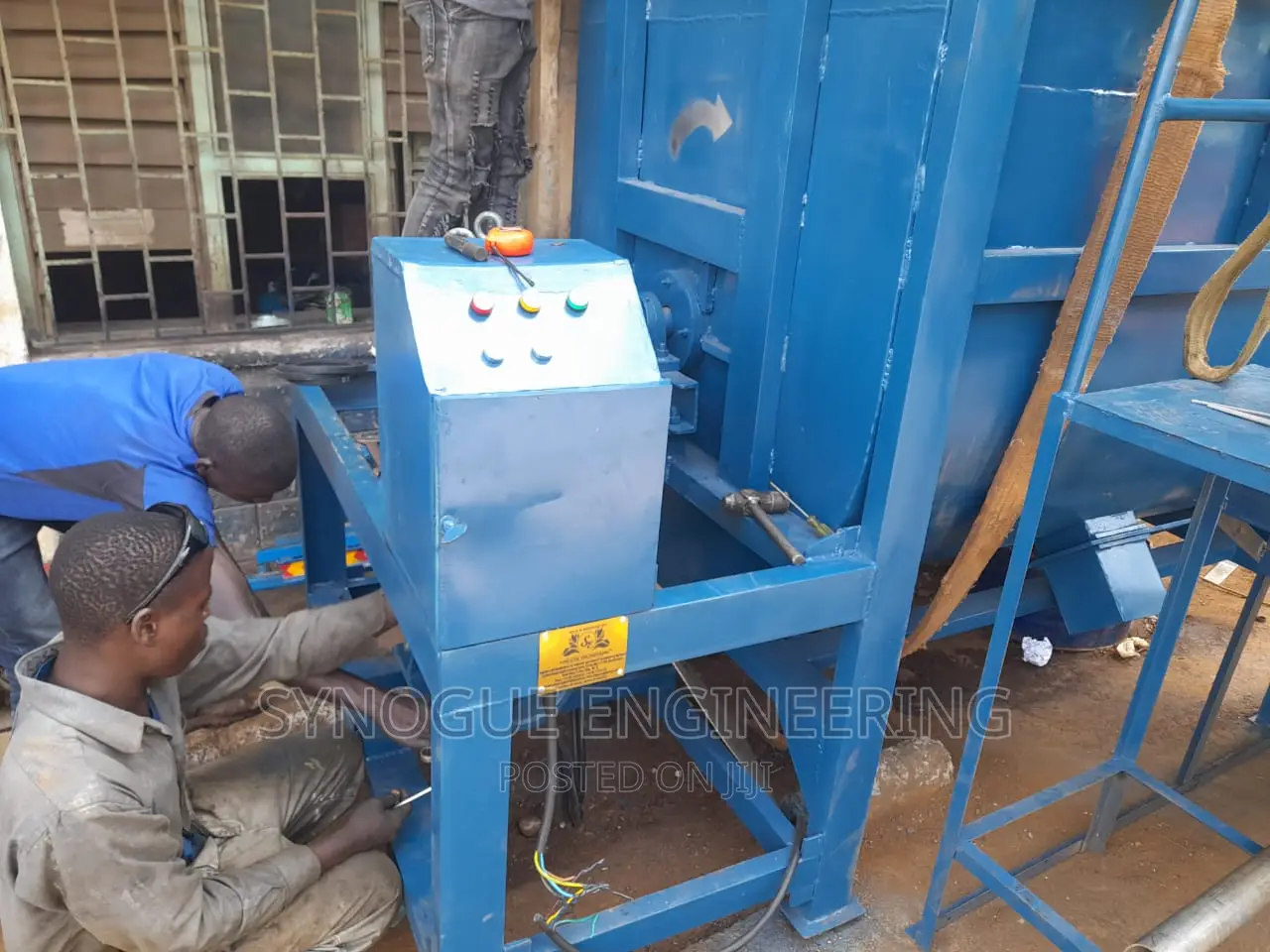 Ribbon Blender/Mixer Machine-2000kgs
