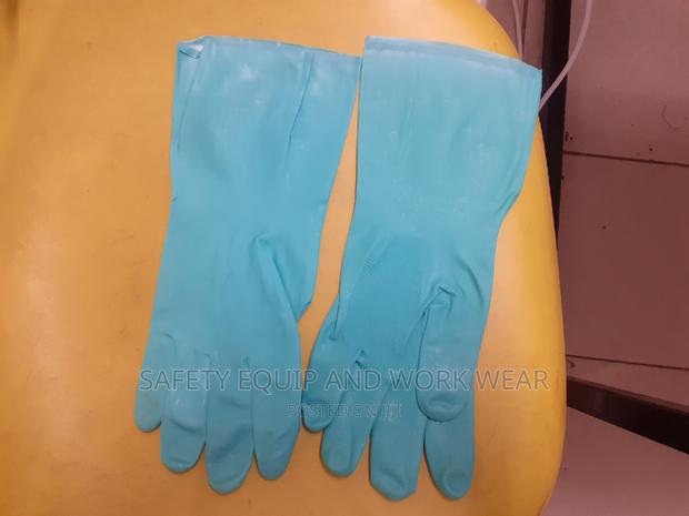 Buy Disposable Nitrile Gloves