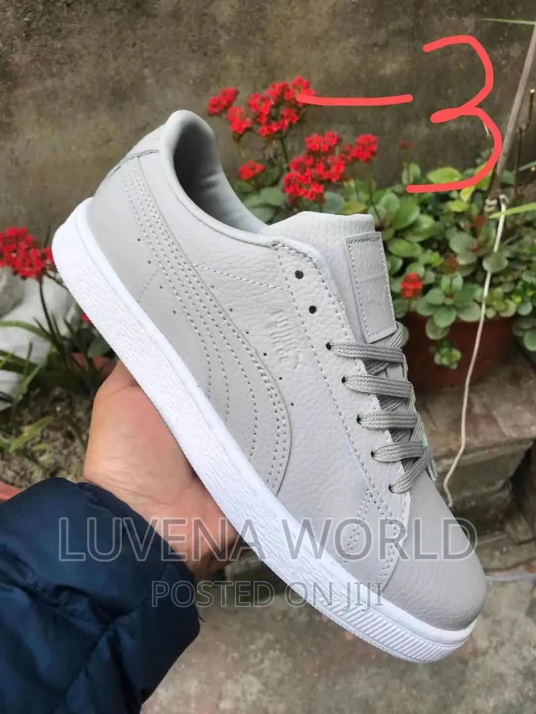 Puma Sneakers
