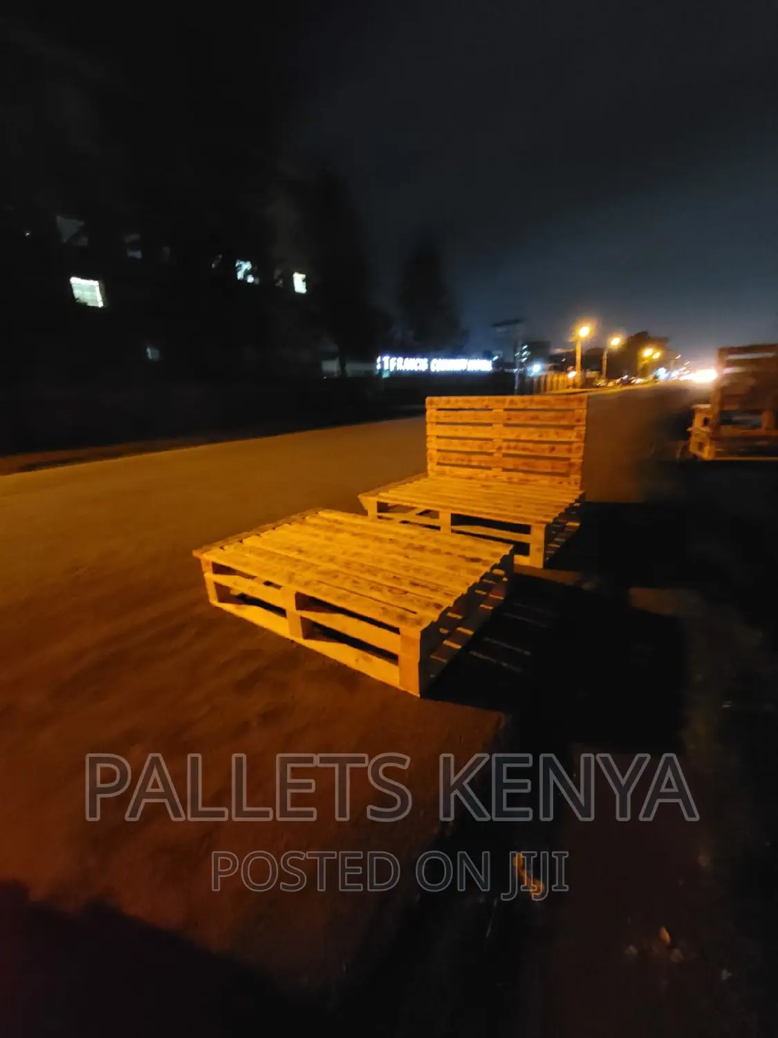 Pallet Bed- 5*6 Detachable and Blazed Pallet Bed. (DC02)