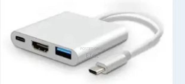 USB-C To VGA Multiport Adapter - main view