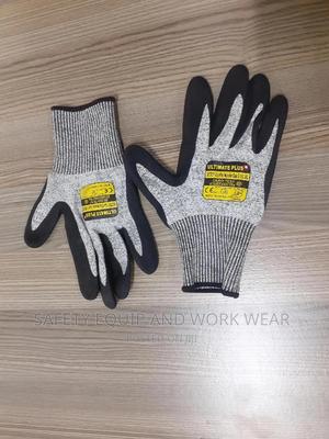 Get Premium No Cry Cut Resistant Gloves - thumbnail 2