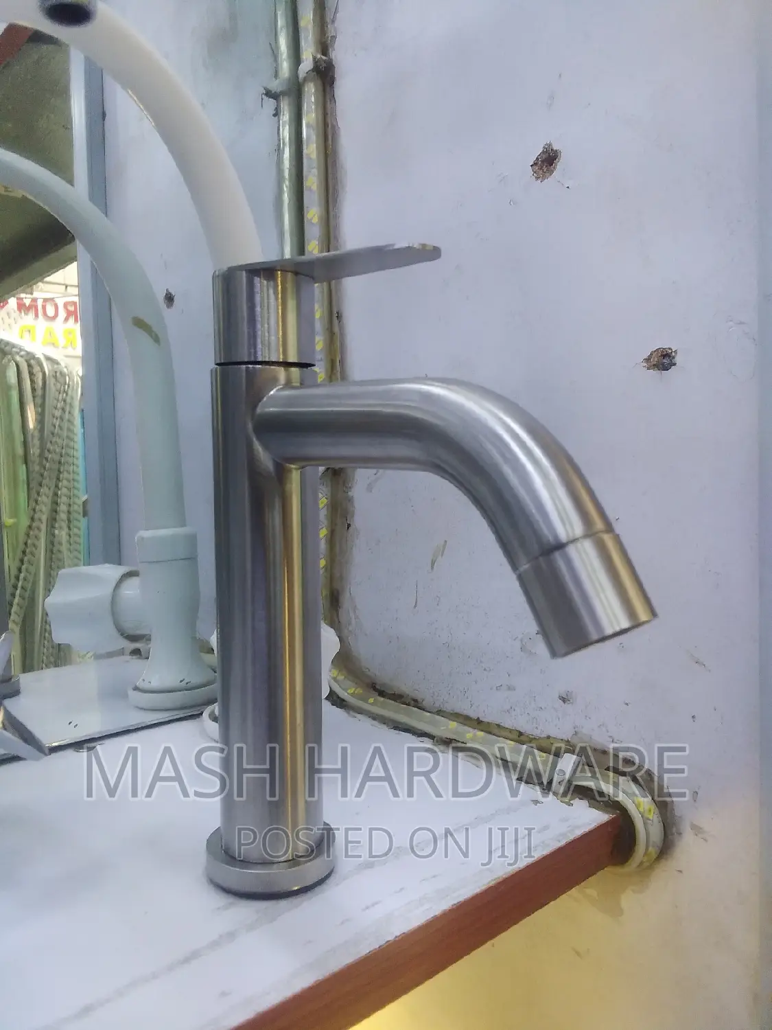 Lirlee Antique Basin Tap