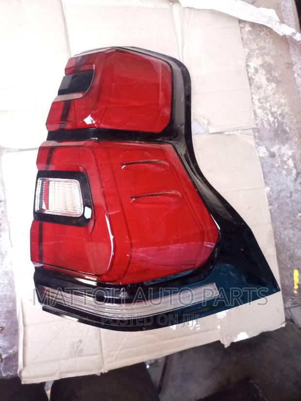 Taillight Lens Prado 160 - main view