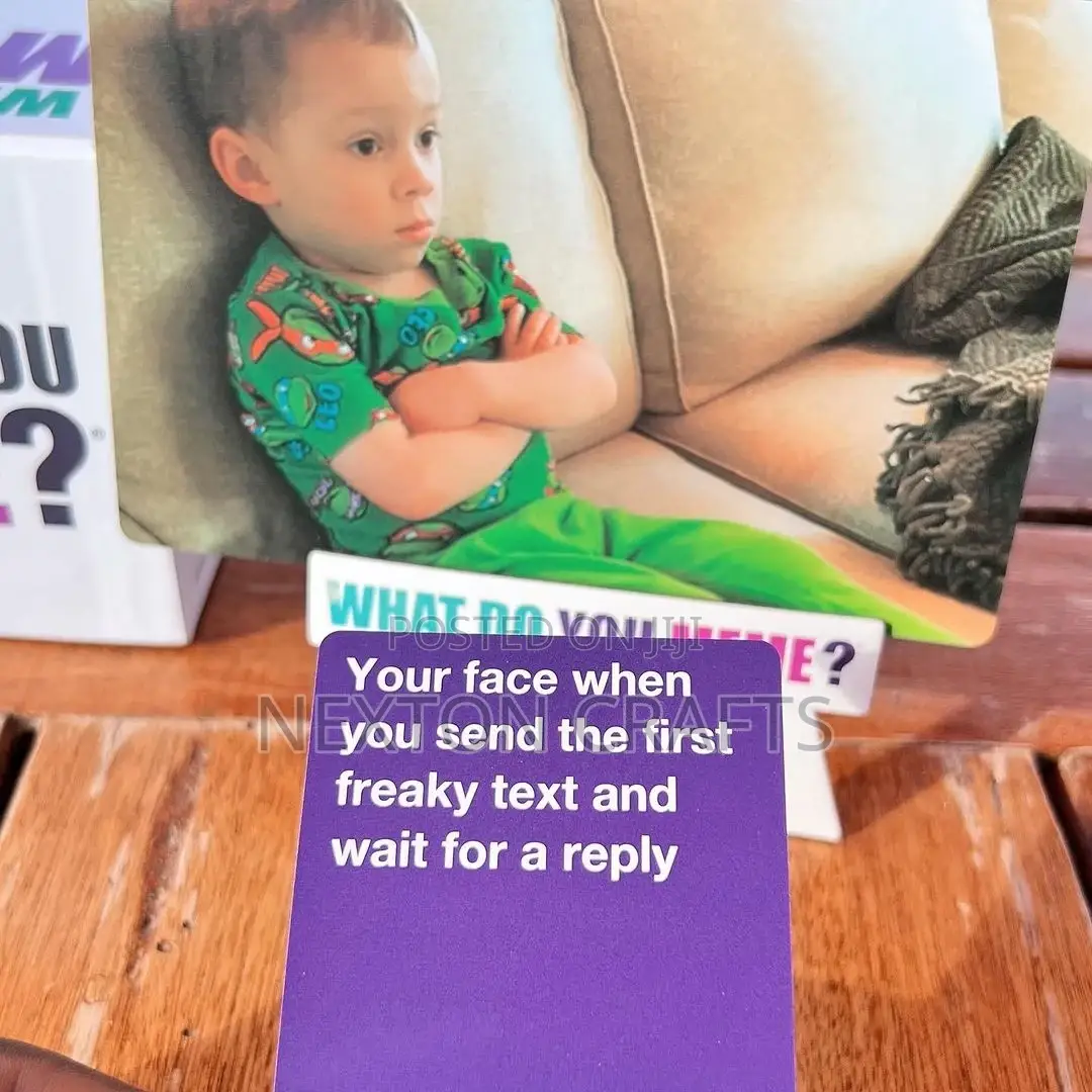 What Do You Meme , Adult Card Game