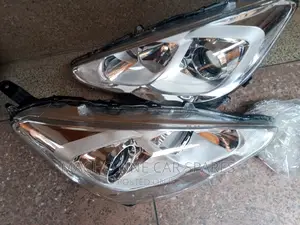 Toyota Aqua 2015 Non Xenon Headlight