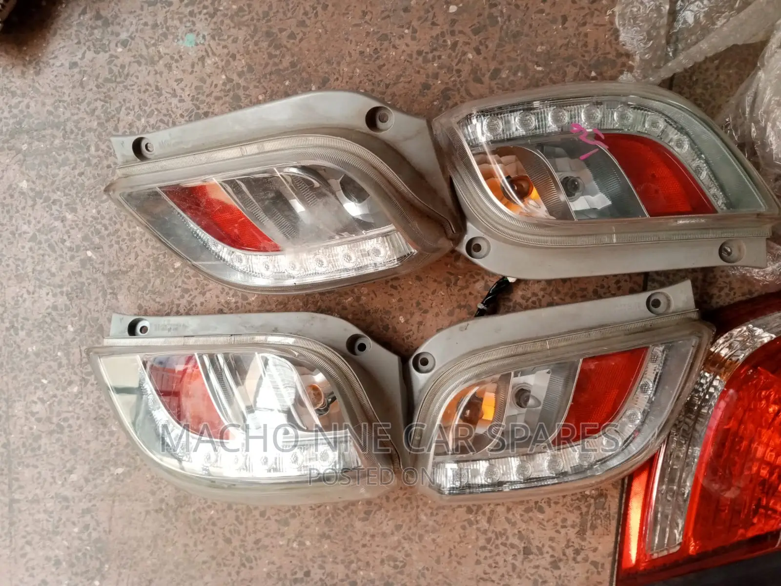 Dihatsu Mira Es 2015 Backlight