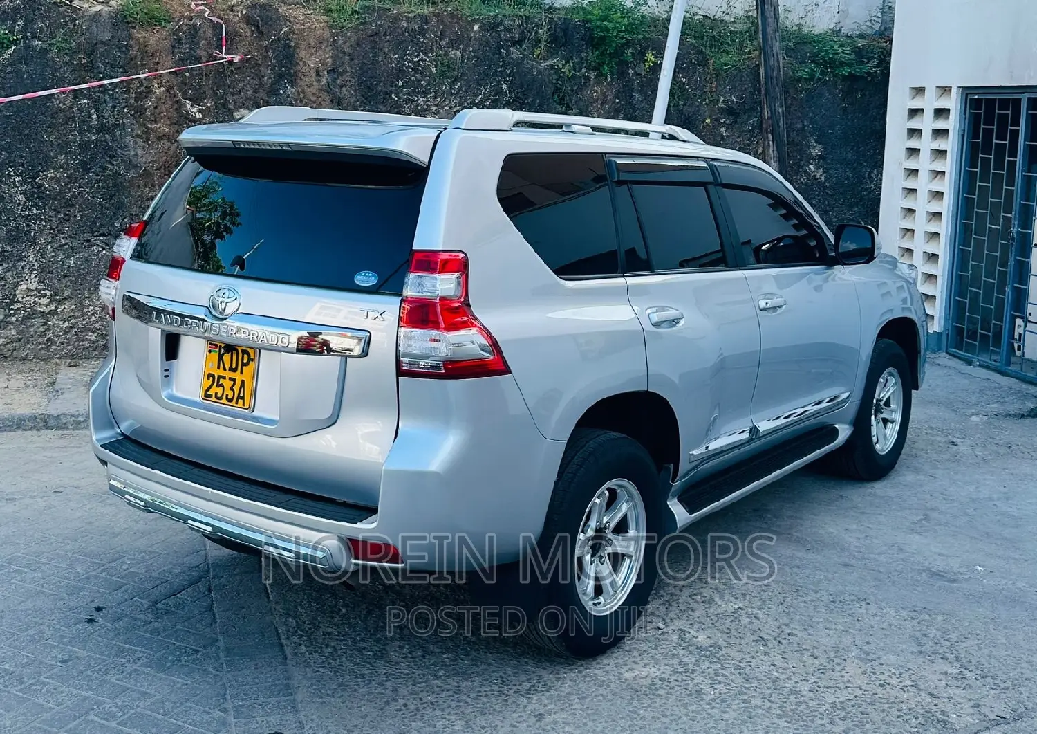 Toyota Land Cruiser Prado 2016 Silver