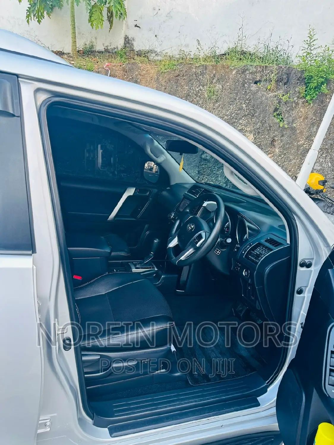 Toyota Land Cruiser Prado 2016 Silver