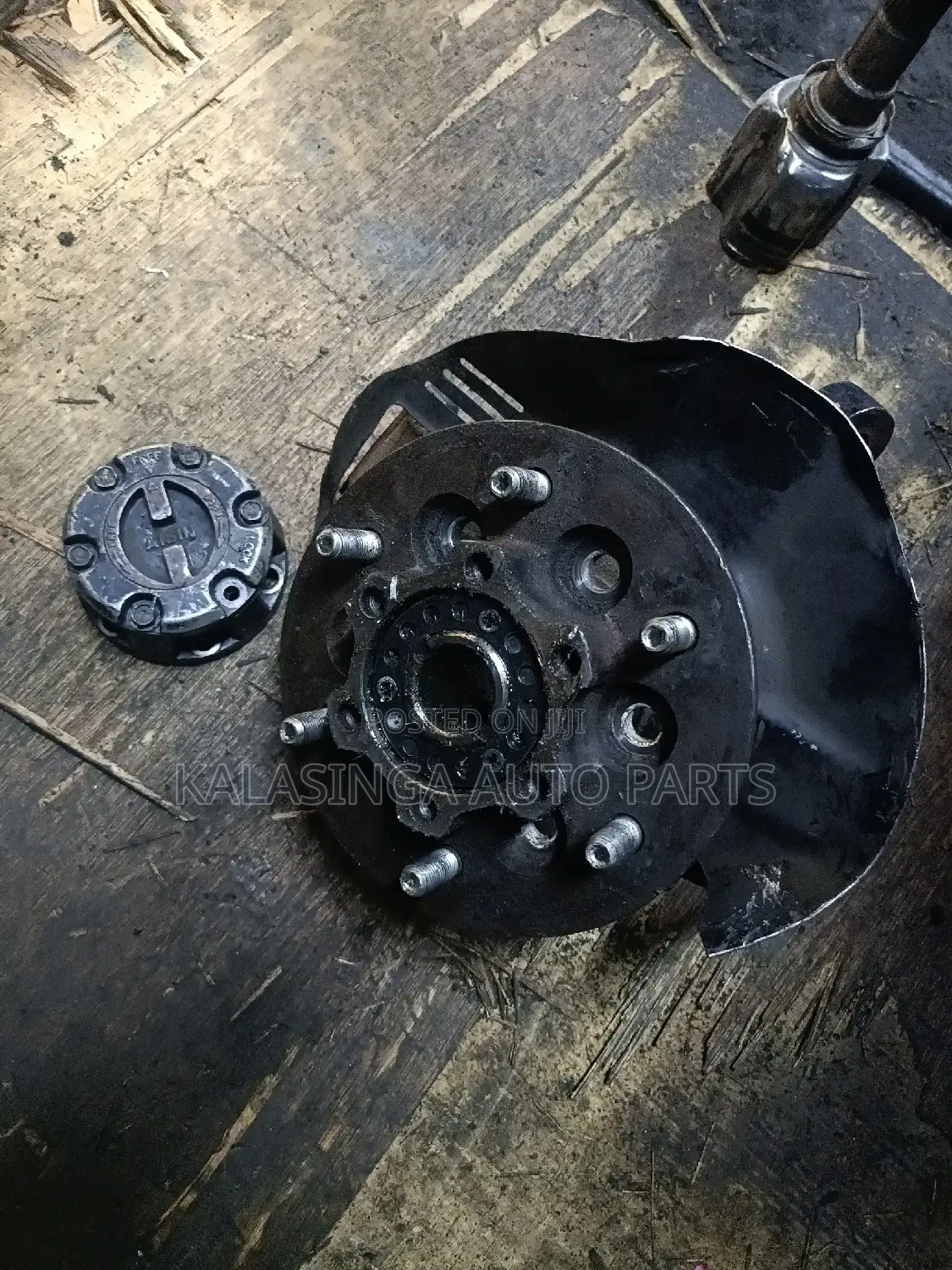 Front Hub Hilux