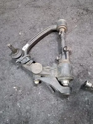 Control Arm Toyota Hiace
