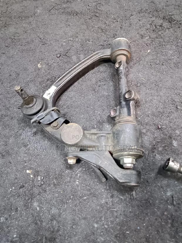 Control Arm Toyota Hiace - main view