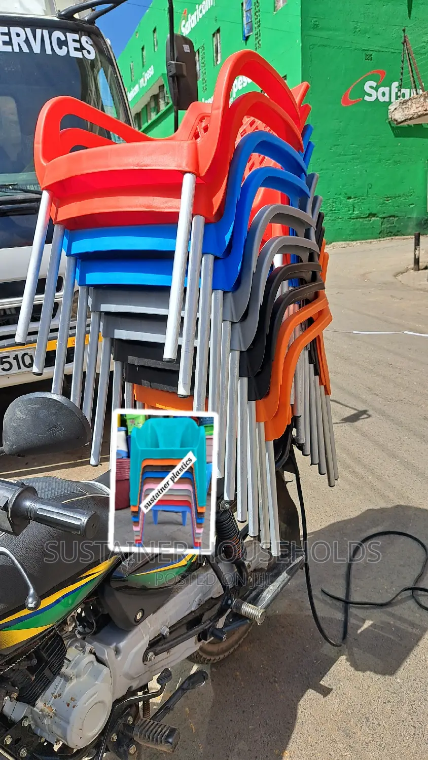 Plastic Chairs With Metal Legs