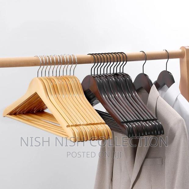 *10pcs Wooden Clothes Hanger
