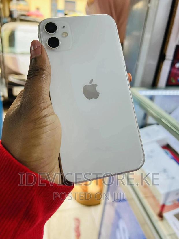 Apple iPhone 11 128 GB White - thumbnail 3