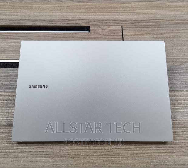 Laptop Samsung 16GB Intel Core I7 SSD 512GB - thumbnail 5