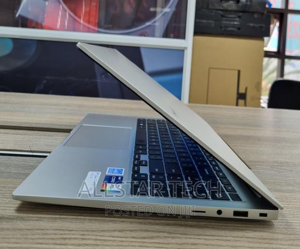 Laptop Samsung 16GB Intel Core I7 SSD 512GB - thumbnail 3