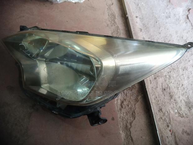 Toyota Ractis 2012 Headlight