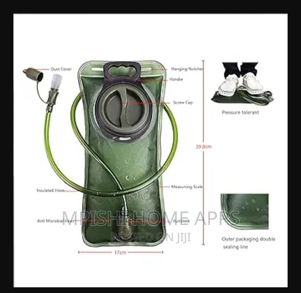 2L Water Bladder / Hydration Reservoir for Hiking, Running
