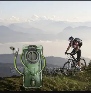 2L Water Bladder / Hydration Reservoir for Hiking, Running