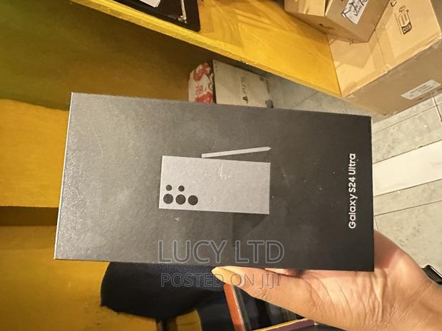 New Samsung Galaxy S24 Ultra 256 GB Gray - main view