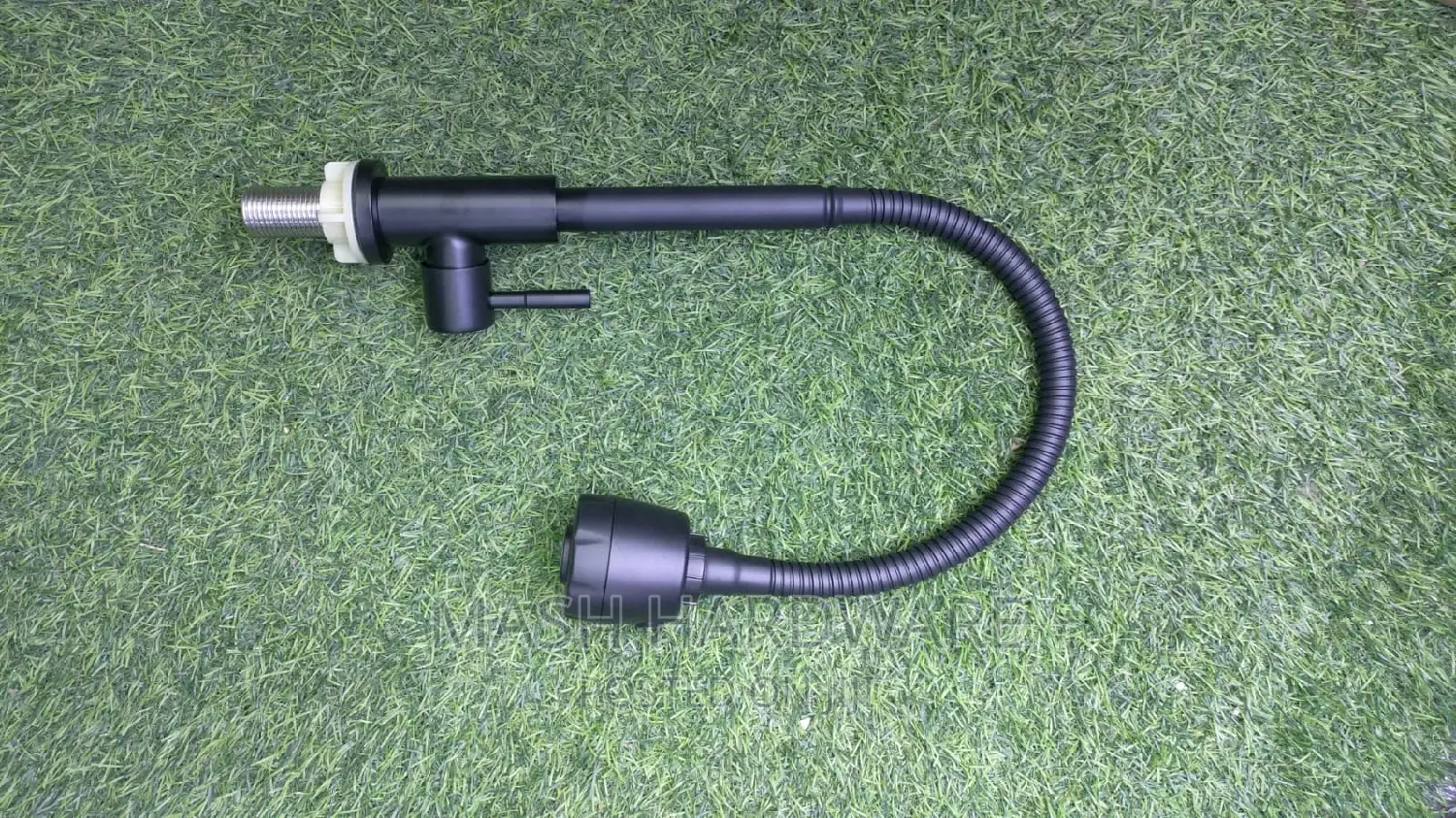 Black Pillar Spout