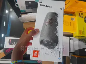 JBL Charge 5