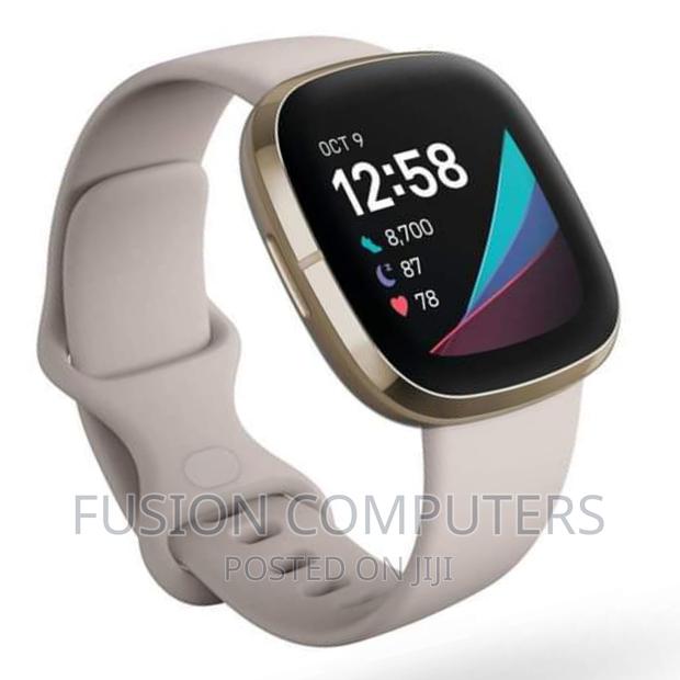 Fitbit Versa 3 - thumbnail 4