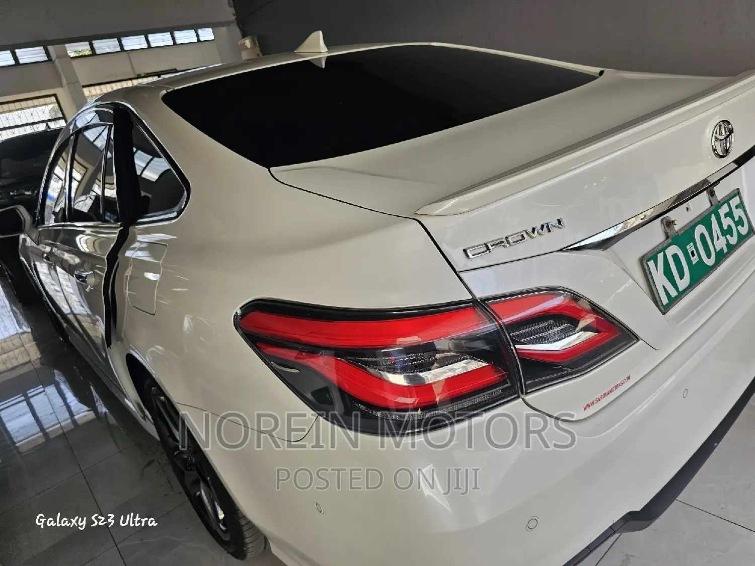 Toyota Crown 2020 Off white