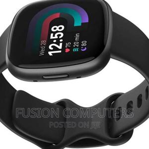 Fitbit Versa 4 - thumbnail 2