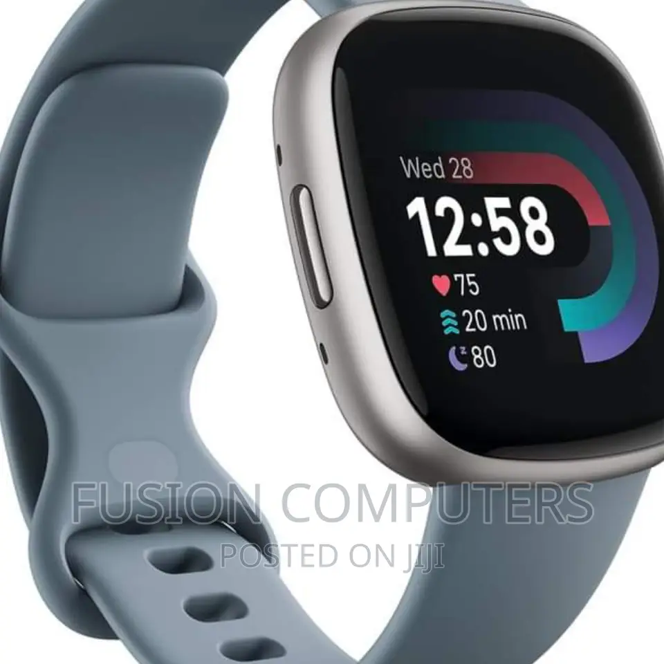 Fitbit Versa 4
