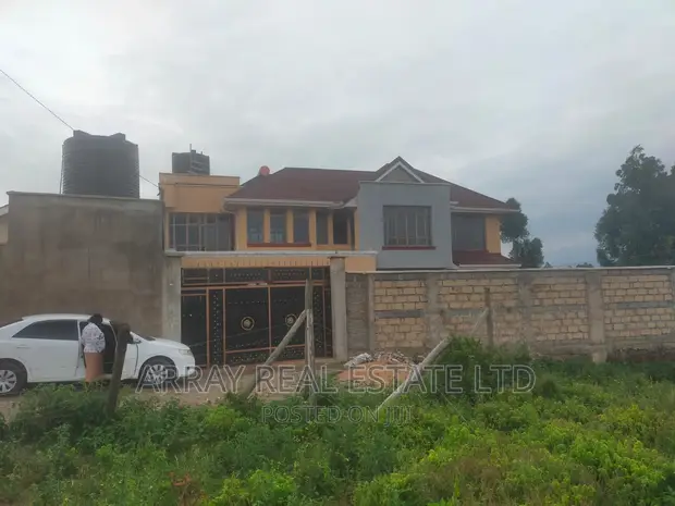 5bdrm Maisonette in 4Br All Ensuite , Karai for sale
