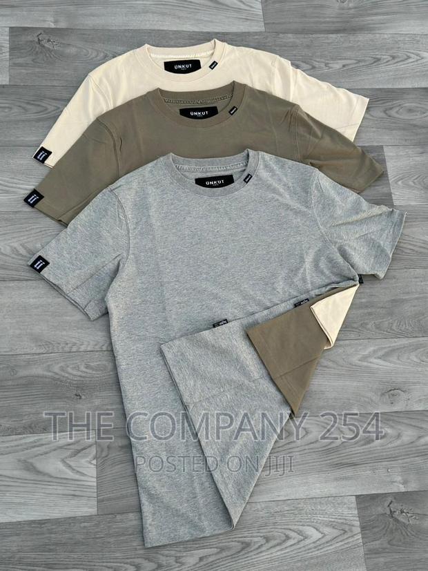*UKUT* Short Sleeve Cotton Tshirts 
Sizes M to Xl
*W/Sale