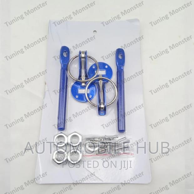 Blue Hood Bonnet Pin Lock