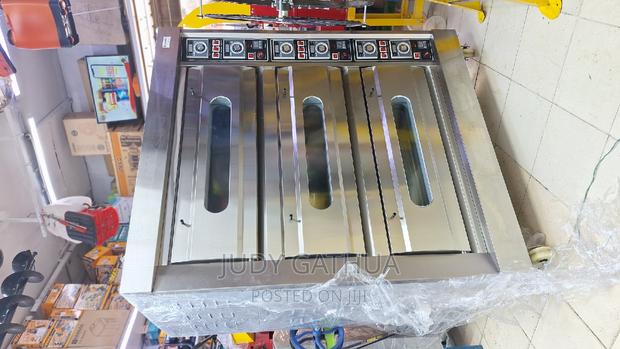 Oven for Baking 3 Deck 6 Trays - main view