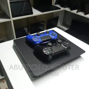 Play Station 4