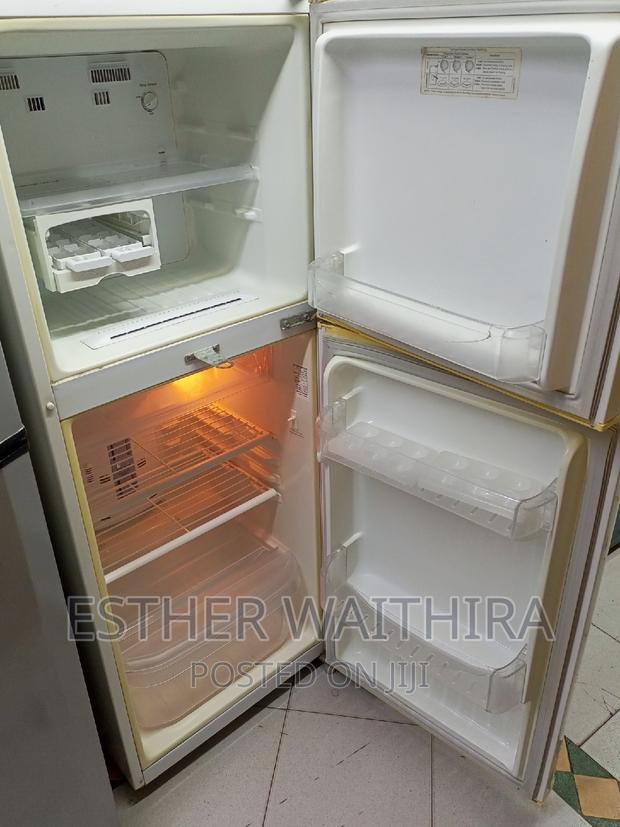 Samsung Fridge 300l - thumbnail 2