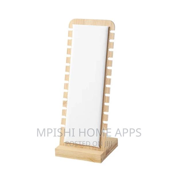 Creative Bamboo Wooden Necklace Frame - thumbnail 3